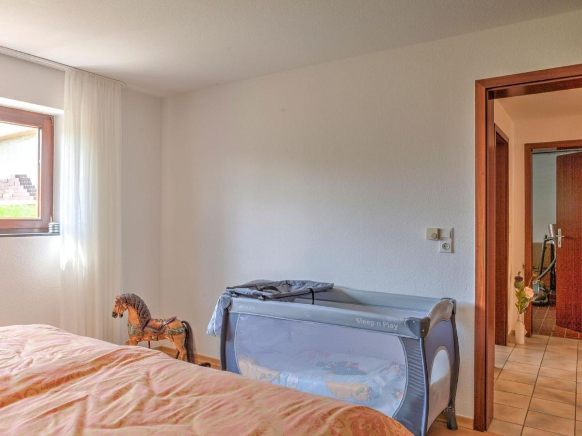 Sunny Flat In Bad Driburg With Garden Apartment Екстериор снимка