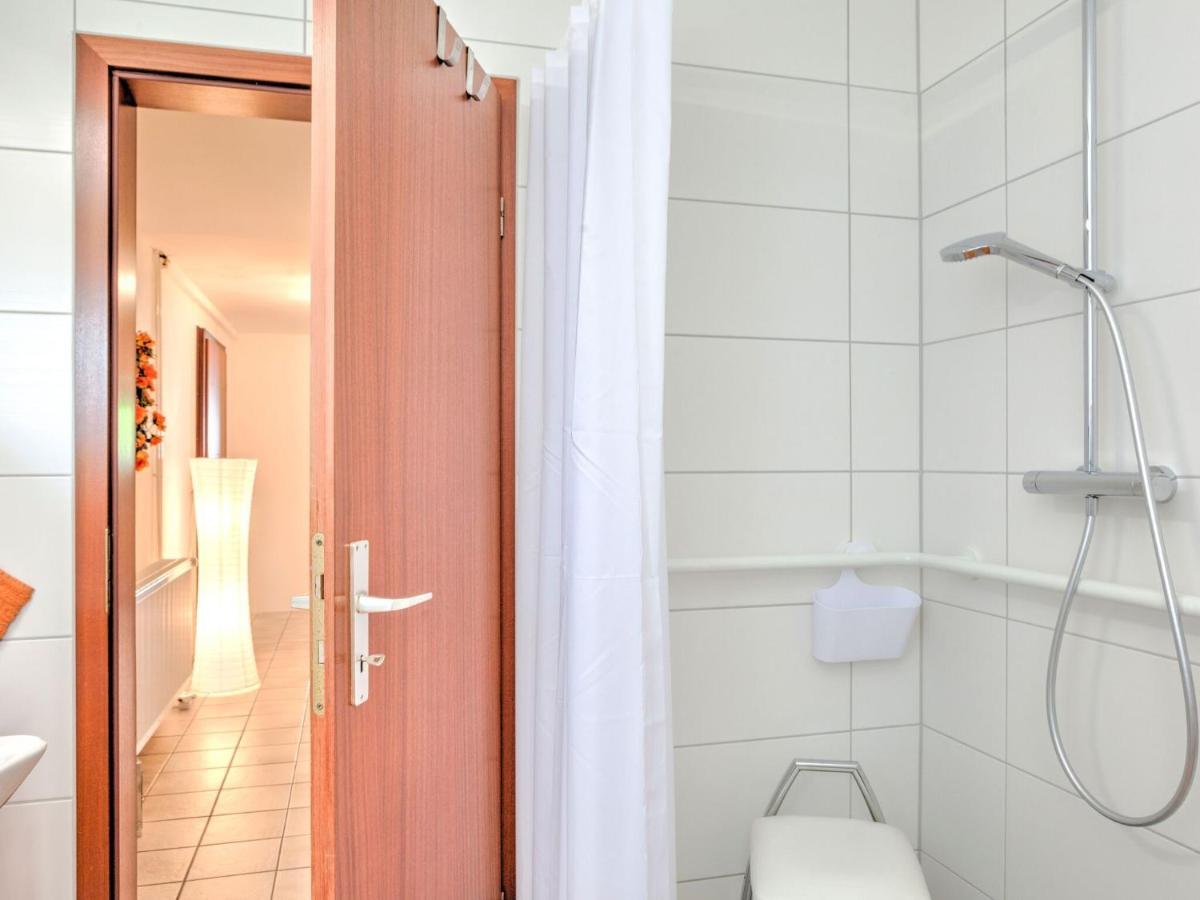 Sunny Flat In Bad Driburg With Garden Apartment Екстериор снимка