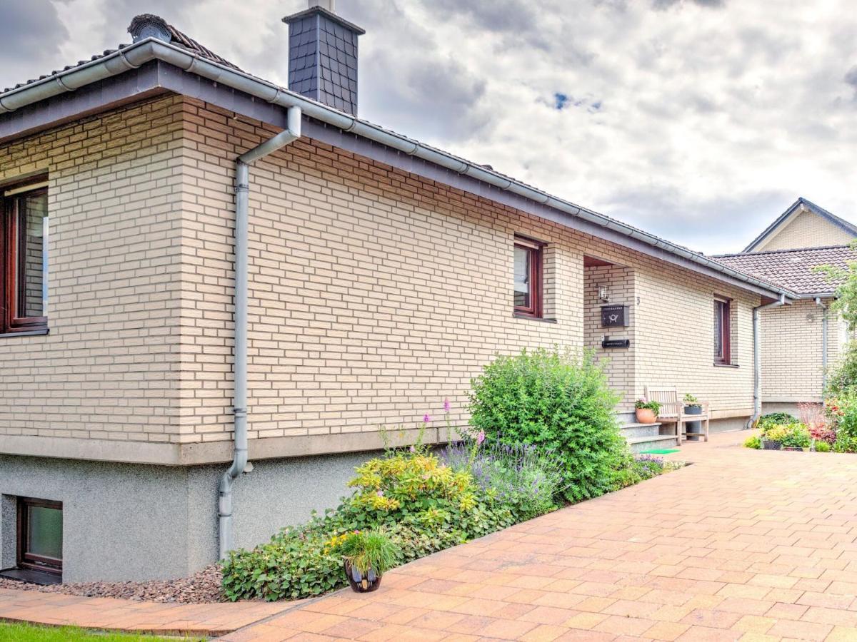 Sunny Flat In Bad Driburg With Garden Apartment Екстериор снимка