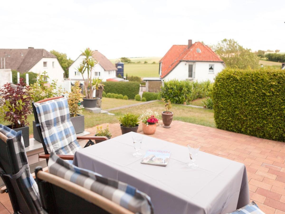 Sunny Flat In Bad Driburg With Garden Apartment Стая снимка