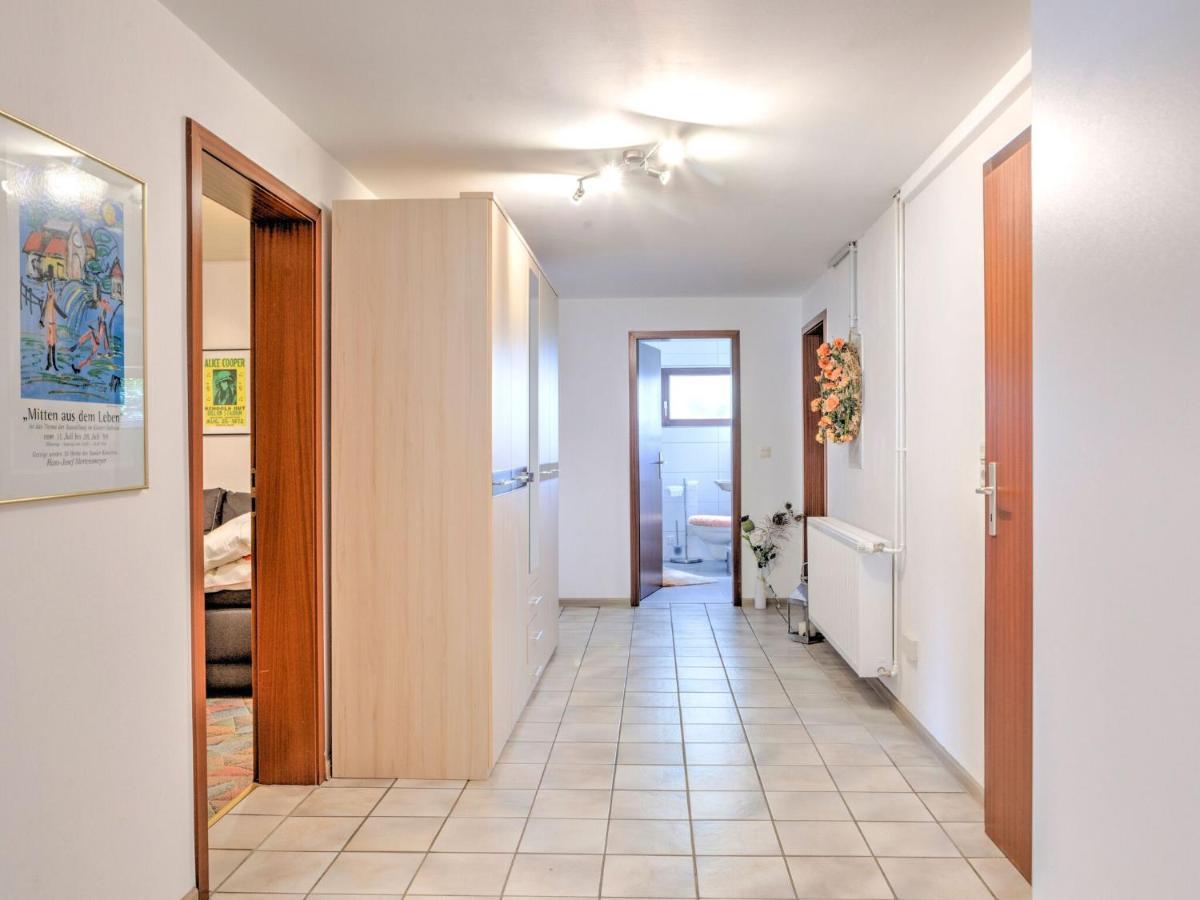 Sunny Flat In Bad Driburg With Garden Apartment Стая снимка