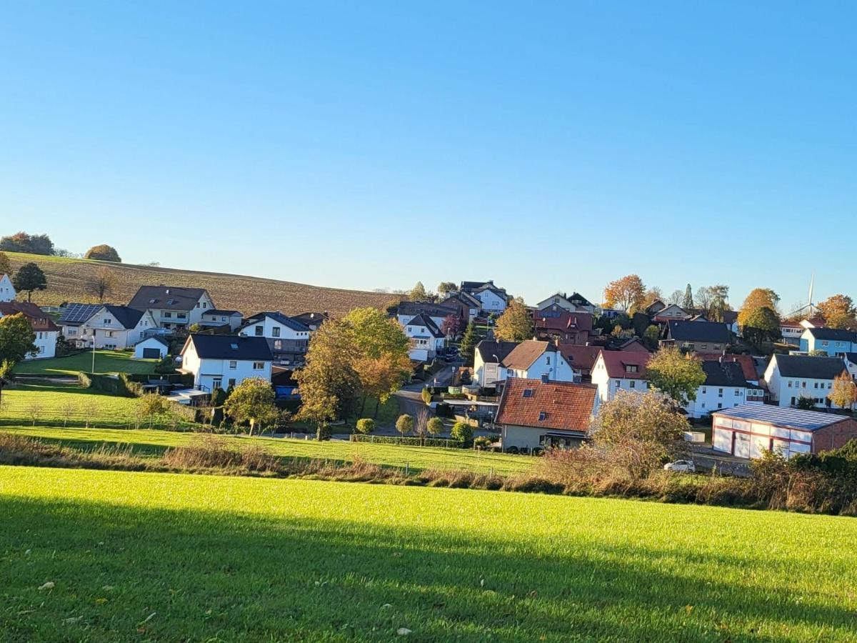Sunny Flat In Bad Driburg With Garden Apartment Екстериор снимка